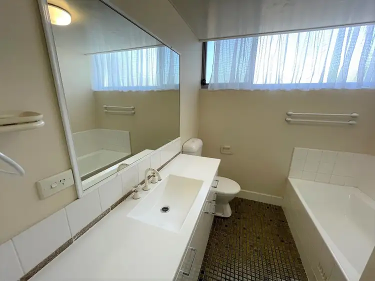 Fifth view of Homely unit listing, 22/8-12 North Street, Forster NSW 2428