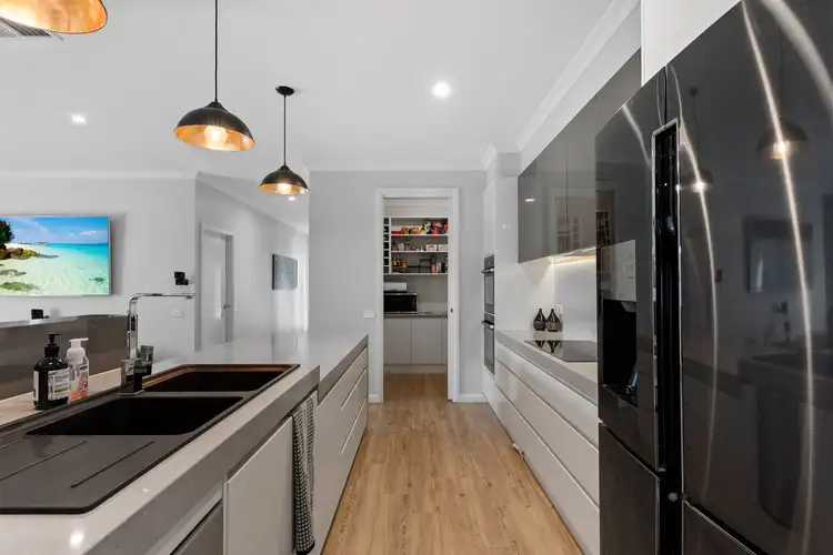 Fifth view of Homely house listing, 14 Shepherds Glen, Strathfieldsaye VIC 3551