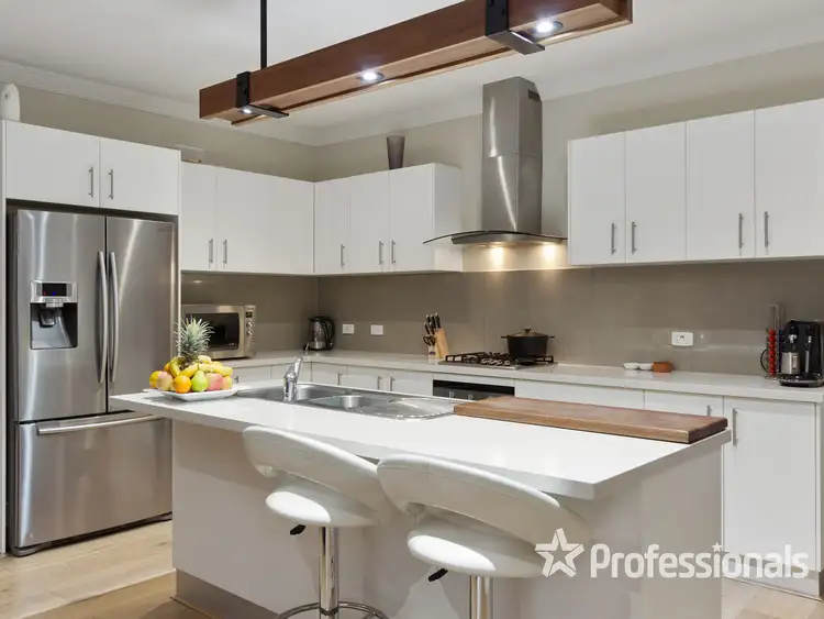 Sixth view of Homely house listing, 5 Palm Grove, Kilsyth VIC 3137