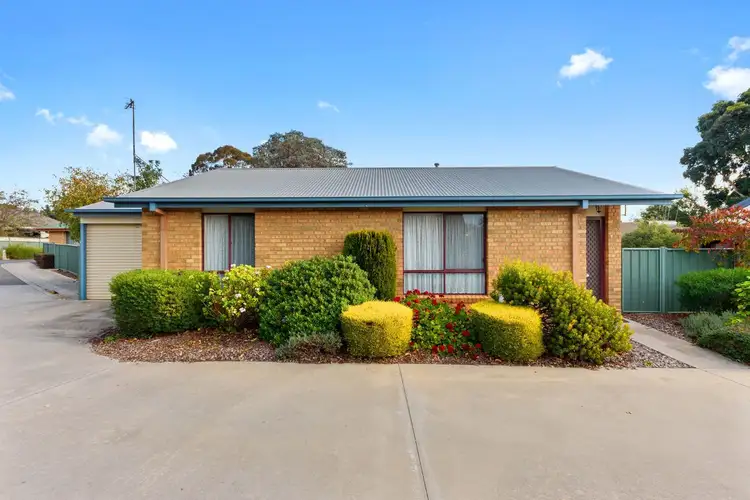 2/20 Glencoe Street, Kennington VIC 3550