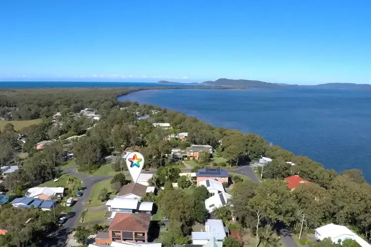 Second view of Homely house listing, 21 Emerald Place, Green Point NSW 2428