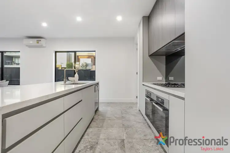 Fifth view of Homely house listing, 35 Garretty Road, Caroline Springs VIC 3023