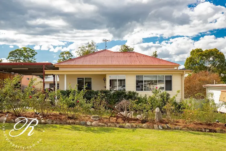 30 Gregson Street, Gloucester NSW 2422