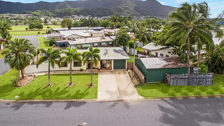 10 Somerset Close, Bentley Park QLD 4869