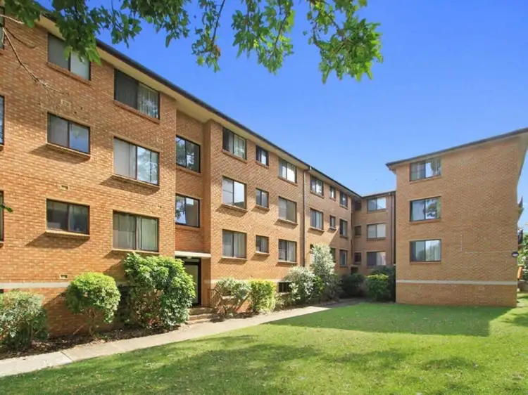 Main view of Homely unit listing, 17/8 Macquarie Street, Wollongong NSW 2500