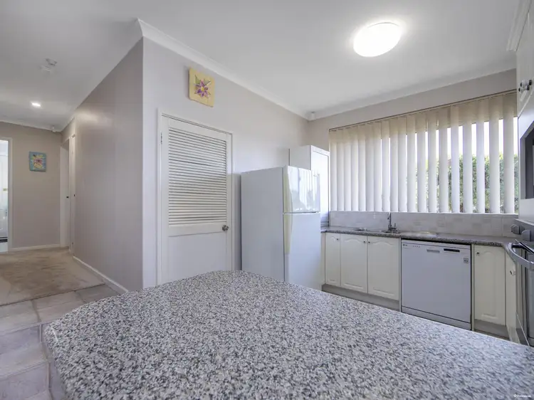 Fifth view of Homely house listing, 15 Tawny Way, Thornlie WA 6108