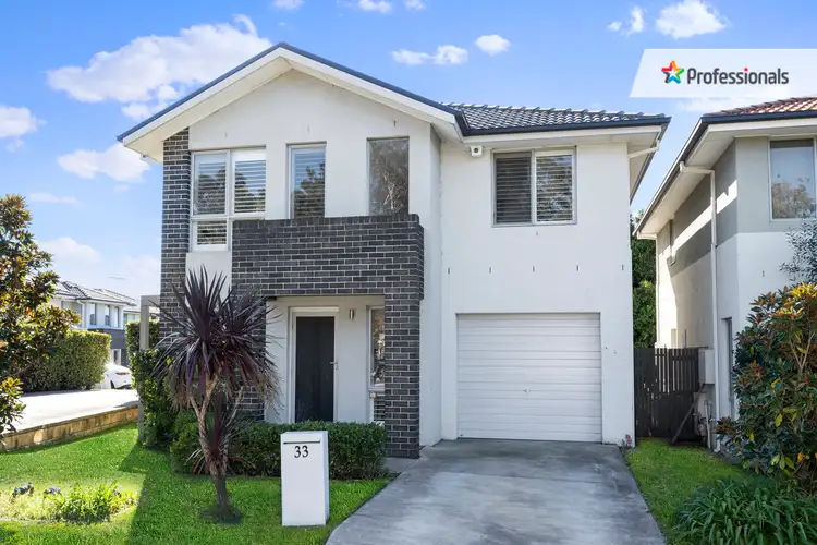 33 Atlantic Boulevard, Glenfield NSW 2167
