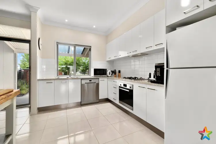 Third view of Homely townhouse listing, 15 Elmwood Circuit, Wodonga VIC 3690