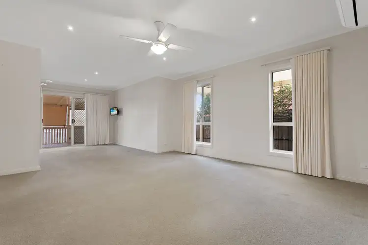Second view of Homely house listing, 3 Isabella Grove, Strathdale VIC 3550
