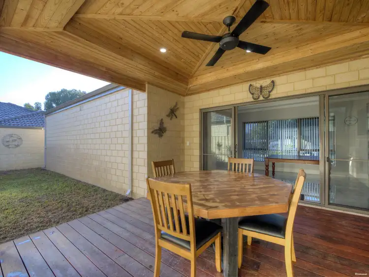 Seventh view of Homely house listing, 2 Nagal Way, Wattle Grove WA 6107