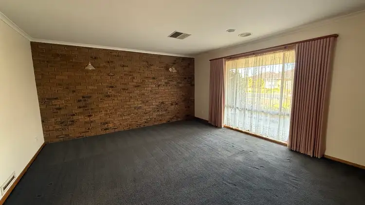 Fifth view of Homely house listing, 1 Dunstan Court, Shepparton VIC 3630