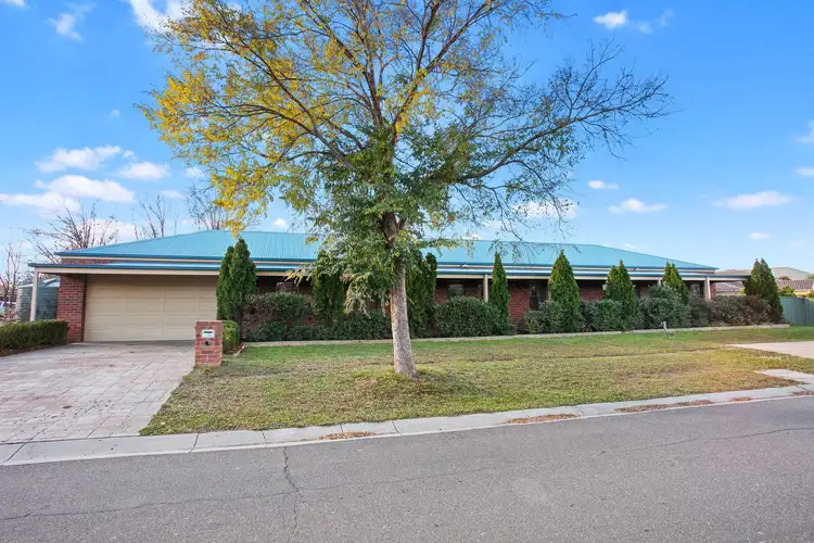 37 Brentwood Boulevard, Strathfieldsaye VIC 3551
