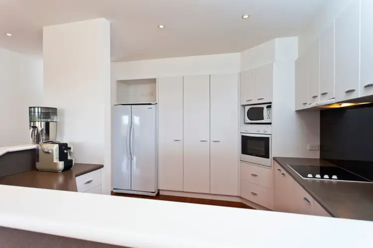 Second view of Homely house listing, 6 Knox Court, Strathdale VIC 3550