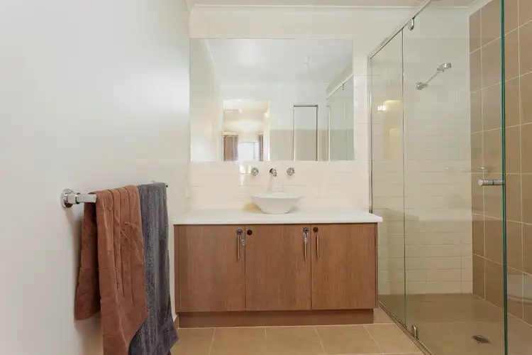 Seventh view of Homely house listing, 2 Kadina Court, Strathfieldsaye VIC 3551