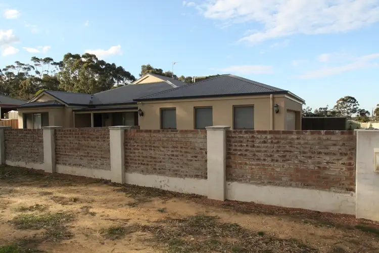 Main view of Homely house listing, 2/40 John Street, Kangaroo Flat VIC 3555