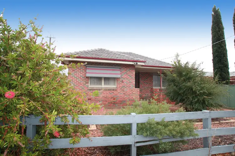 194 Mackenzie Street West, Golden Square VIC 3555