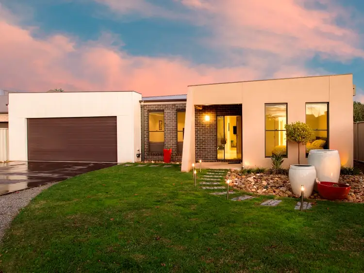 3f Singar Court, Strathfieldsaye VIC 3551