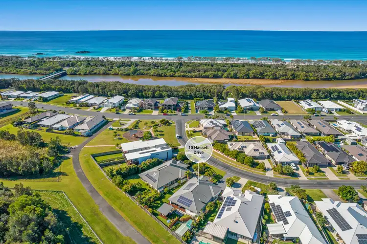 Third view of Homely house listing, 10 Hassett Drive, Pottsville NSW 2489