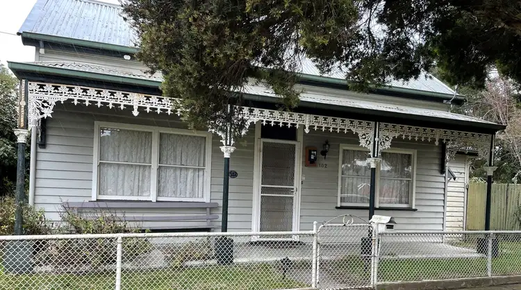 102 Nelson Street, Ballarat East VIC 3350