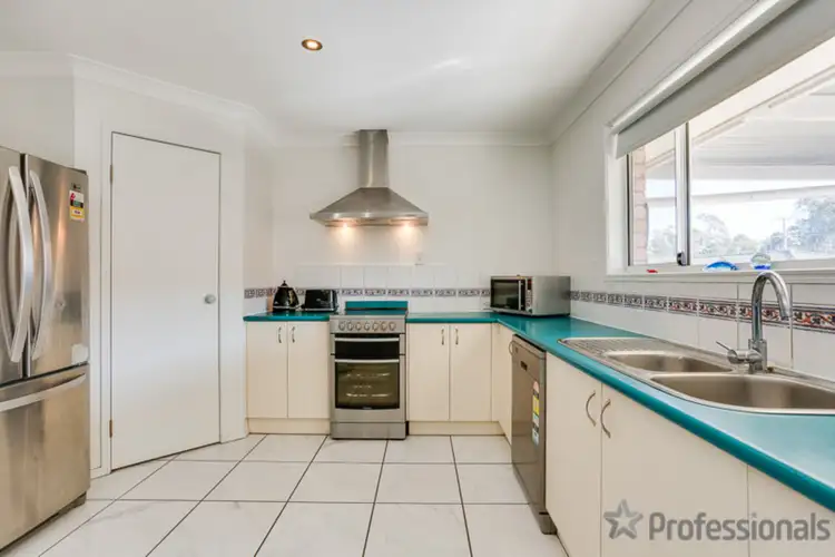 8 Elkhorn Street, Bellbird Park QLD 4300