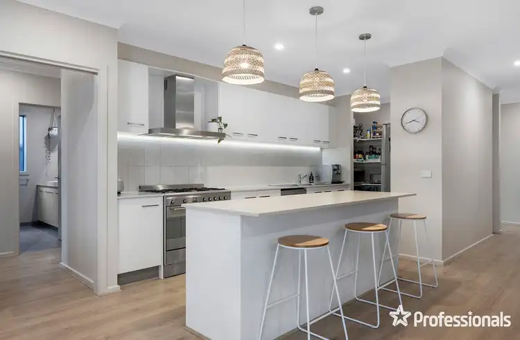 Fourth view of Homely house listing, 3 Botanica Drive, Chirnside Park VIC 3116