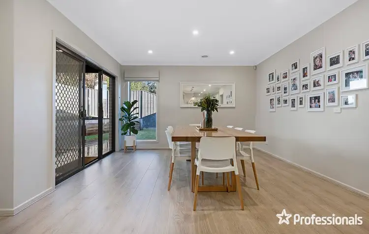 Fifth view of Homely house listing, 3 Botanica Drive, Chirnside Park VIC 3116