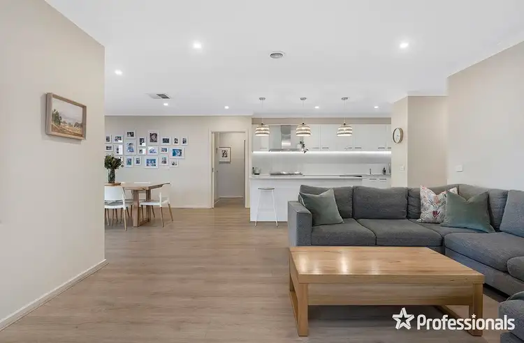 Sixth view of Homely house listing, 3 Botanica Drive, Chirnside Park VIC 3116