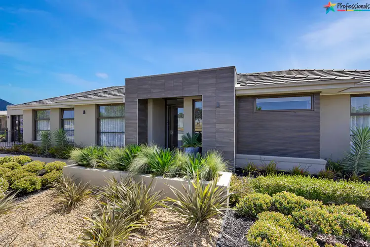 3 Riverside Boulevard, Killara VIC 3691