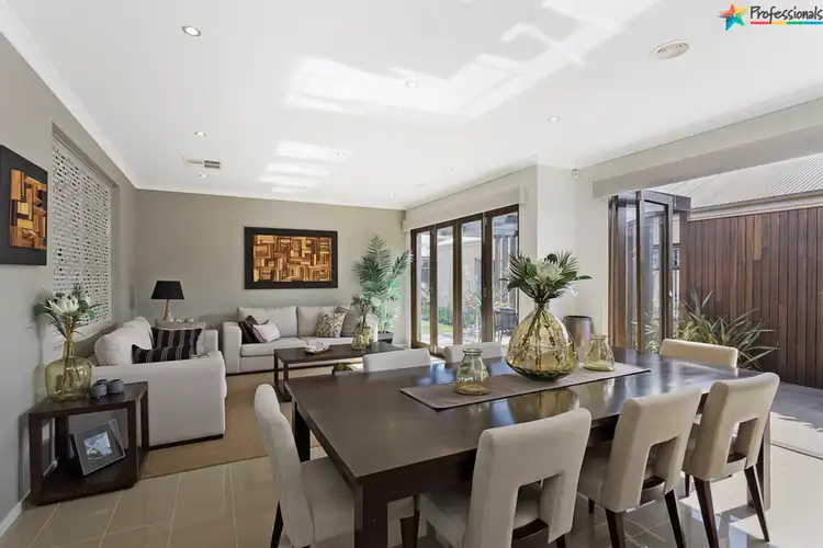 Fifth view of Homely house listing, 3 Riverside Boulevard, Killara VIC 3691