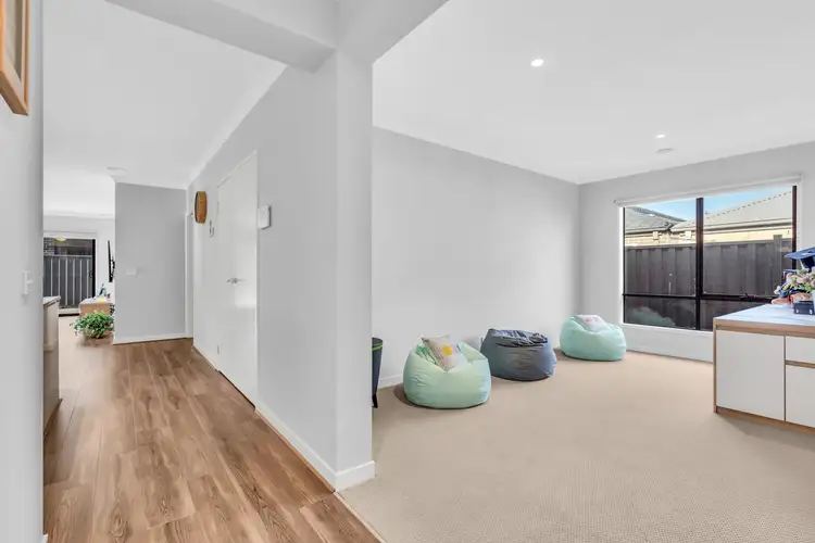 Sixth view of Homely house listing, 10 Sustainable Drive, Craigieburn VIC 3064