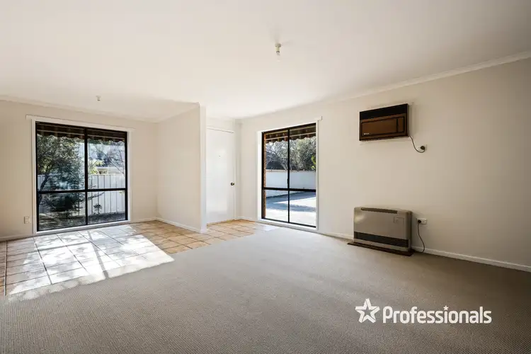 Third view of Homely unit listing, 2/21 Fletcher Court, Wodonga VIC 3690