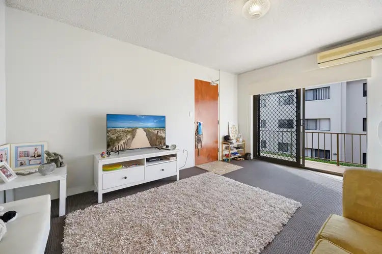 Fifth view of Homely unit listing, 2/29 Lenneberg Street, Southport QLD 4215