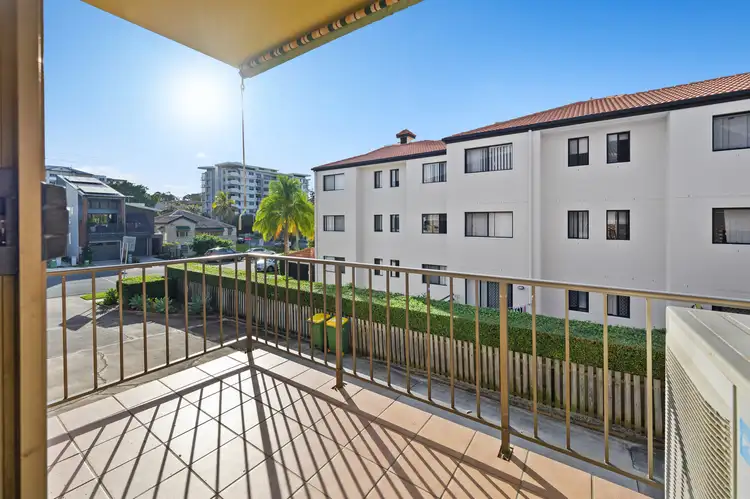 Seventh view of Homely unit listing, 2/29 Lenneberg Street, Southport QLD 4215
