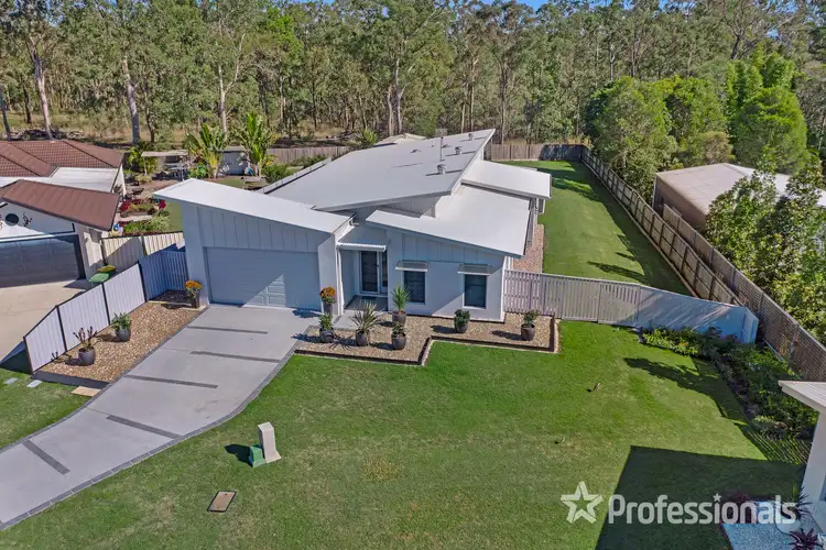 13 Suncrest Court, Southside QLD 4570