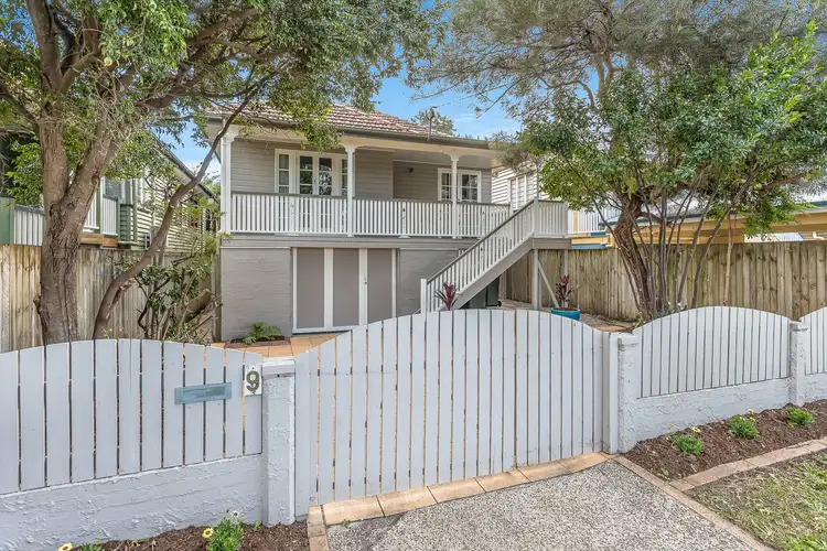 9 Barton Street, Sandgate QLD 4017
