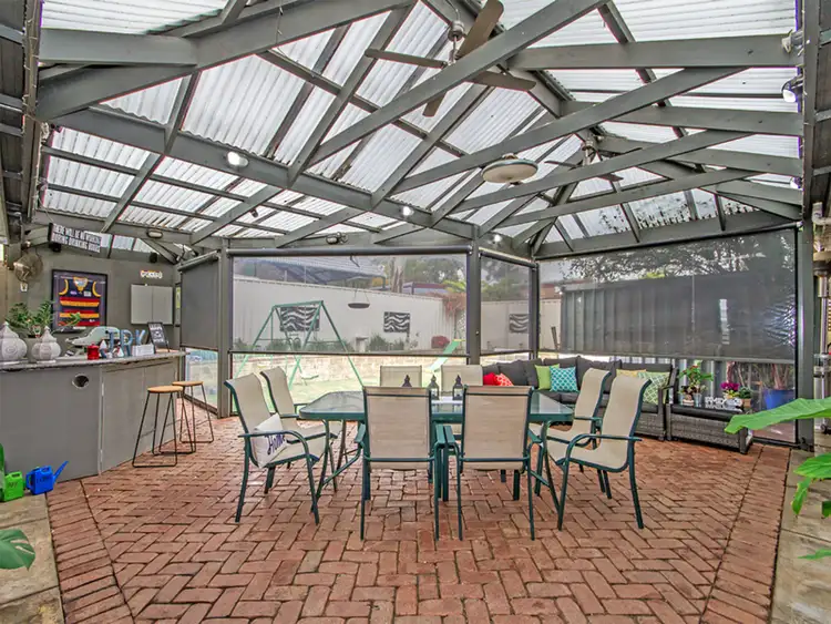 32 Fraser Avenue, Happy Valley SA 5159