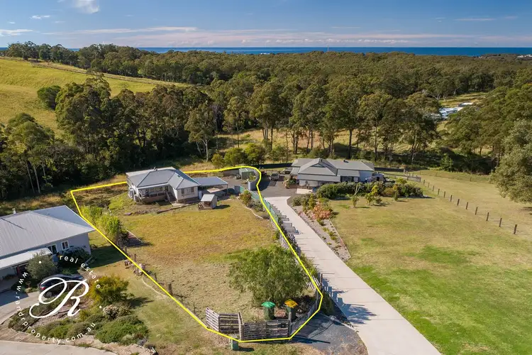 11 Creekline Crescent, Tallwoods Village NSW 2430