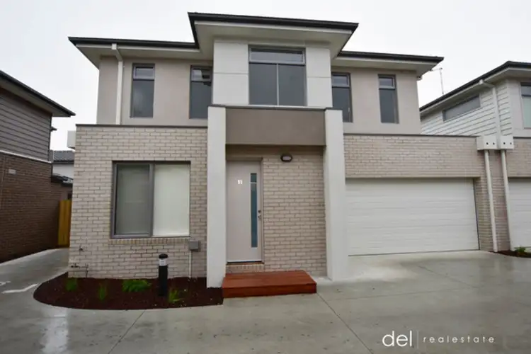 Main view of Homely townhouse listing, 11/118 Kennington Park Drive, Endeavour Hills VIC 3802