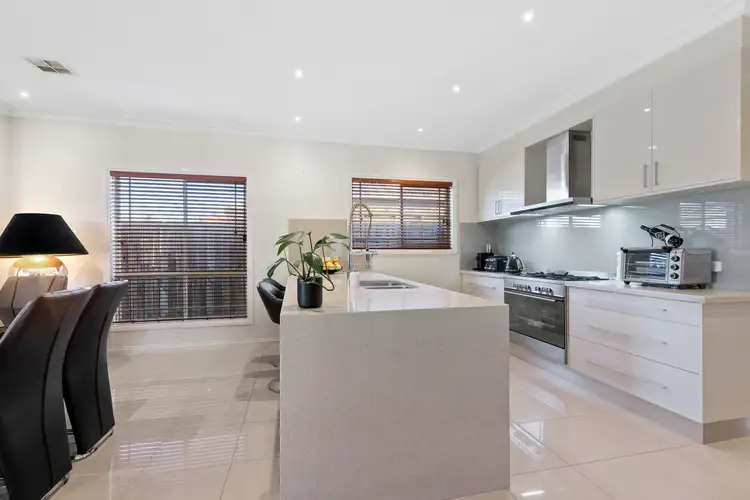 Fourth view of Homely house listing, 6 Peppercorn Court, Hillside VIC 3037