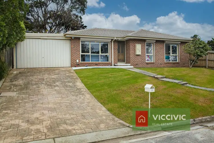 11 Akora Court