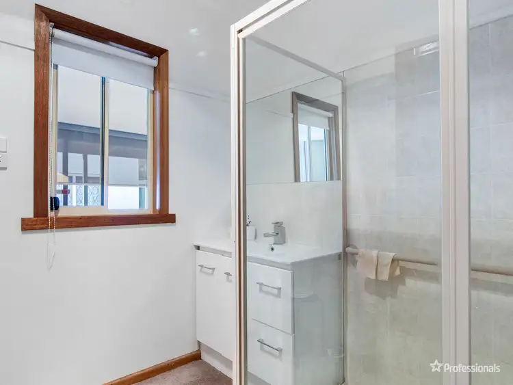Fifth view of Homely house listing, 11 Barr Street, Maryborough VIC 3465