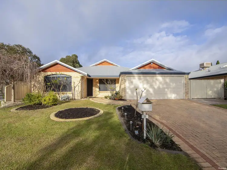 1 Bittern Close, Maida Vale WA 6057