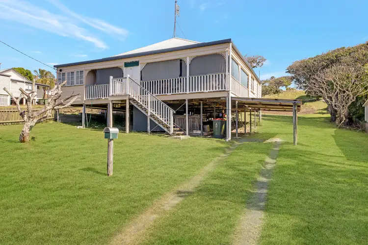 16 Archer Street, Emu Park QLD 4710