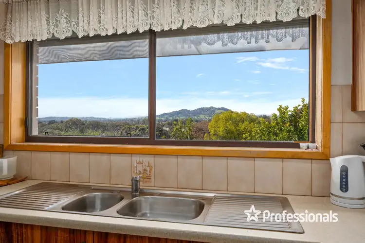 Second view of Homely house listing, 10 Hallawell Crescent, Wodonga VIC 3690