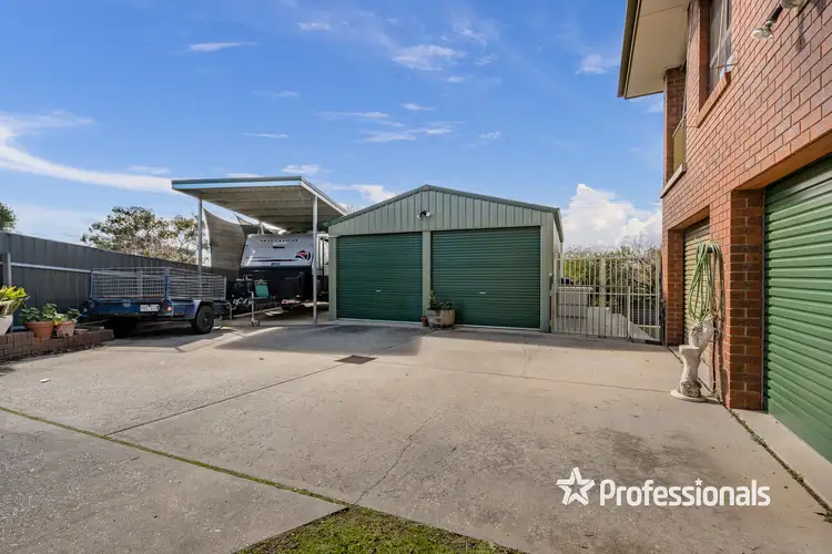 Fifth view of Homely house listing, 10 Hallawell Crescent, Wodonga VIC 3690