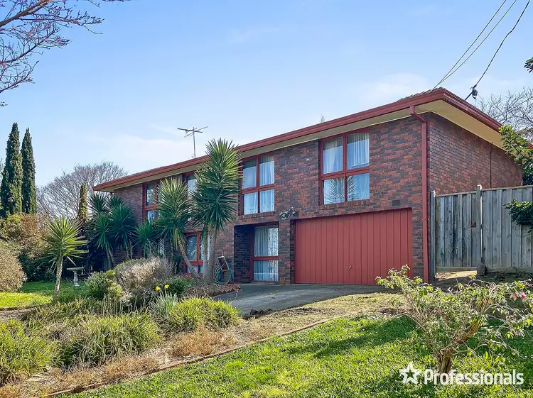 25 Shadowplay Road, Mooroolbark VIC 3138