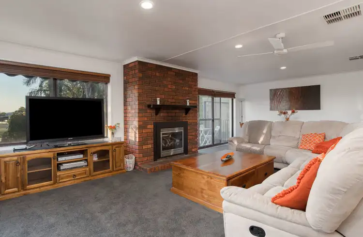 Second view of Homely house listing, 11 Parry Drive, Mooroolbark VIC 3138
