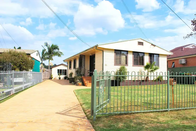 14 Stanwell Crescent, Ashcroft NSW 2168