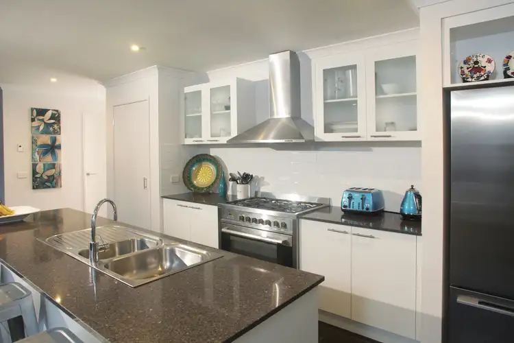 Fifth view of Homely house listing, 7 Teatree Place, Kialla VIC 3631