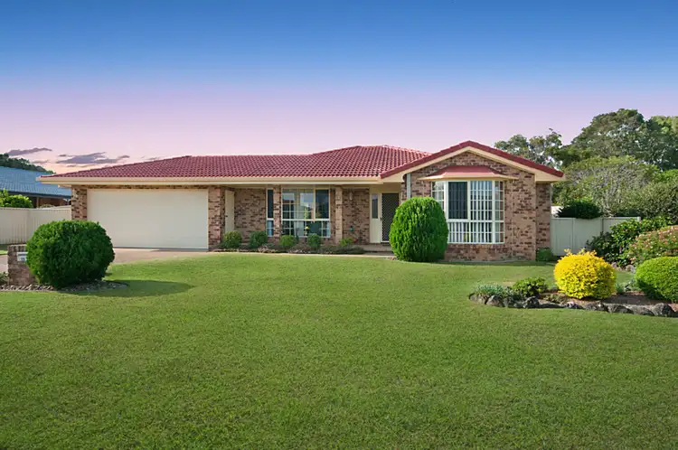 15 Lakeview Circuit